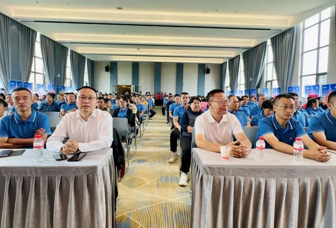 新世耕 大能量｜云南世耕2025 AI短视频赋能暨客户感恩峰会圆满成功