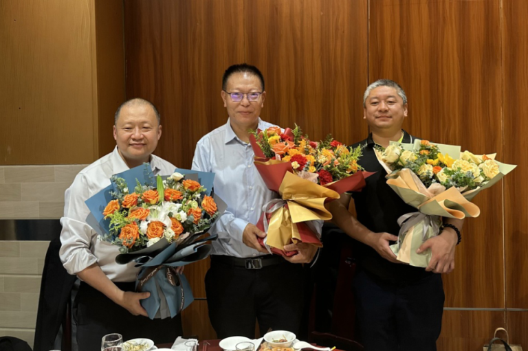 开课了：野马总裁班三四期毕业大课