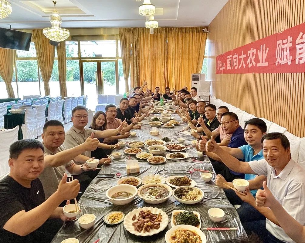 迎战新局｜春沣野马总裁班游学好时吉