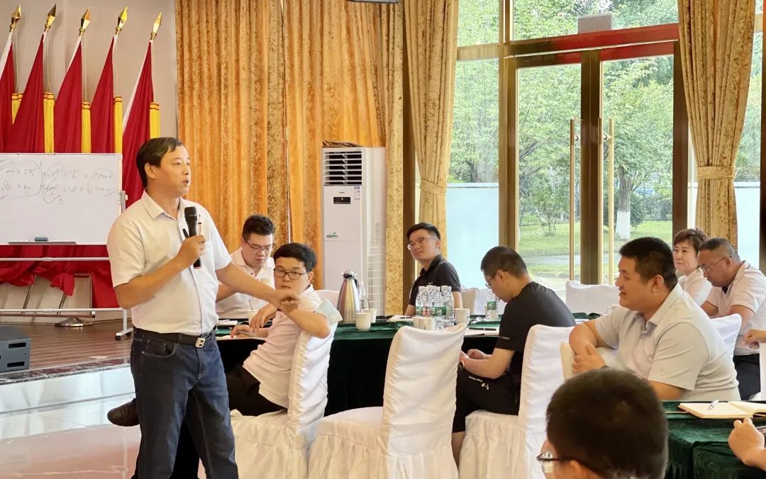 迎战新局｜春沣野马总裁班游学好时吉