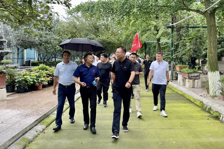 迎战新局｜春沣野马总裁班游学好时吉