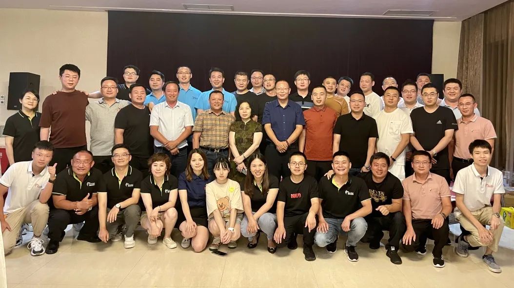 迎战新局｜春沣野马总裁班游学好时吉