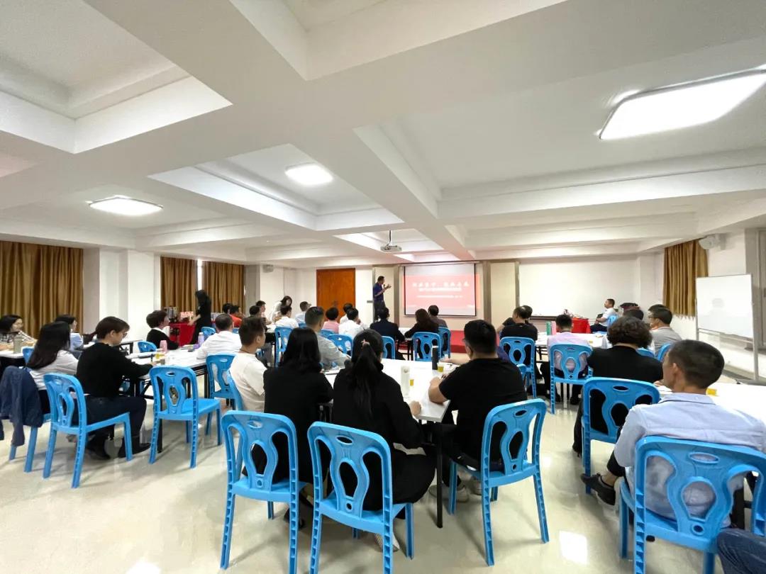 活在当下,赢在未来丨春沣教育名誉院长赵一沣受邀赋能东凯农资团队