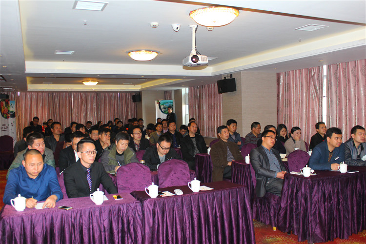 春沣教育助力丰惠四维生态肥发布