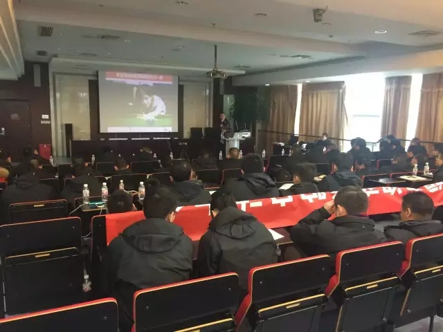 春沣教育—瓮福农资商学院正式揭牌