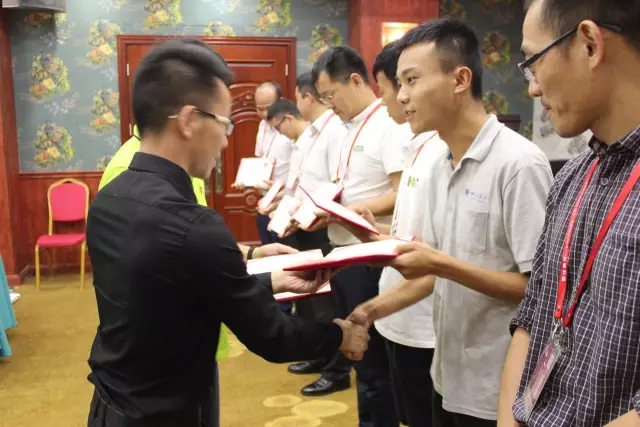 学党建样板，星火可燎原│AMT第2期圆满成功!