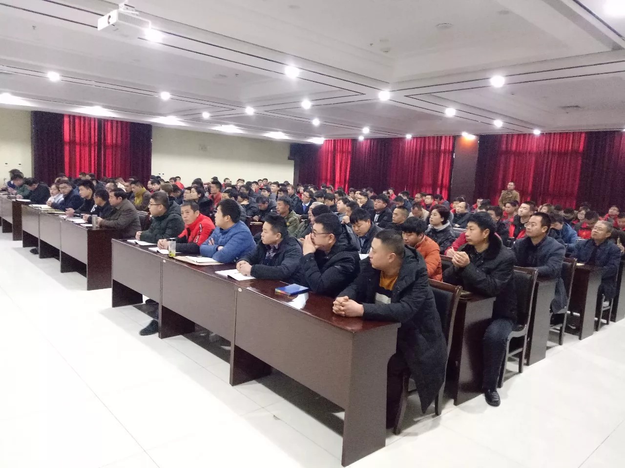 春沣教育——根力多商学院精英特训营隆重开班