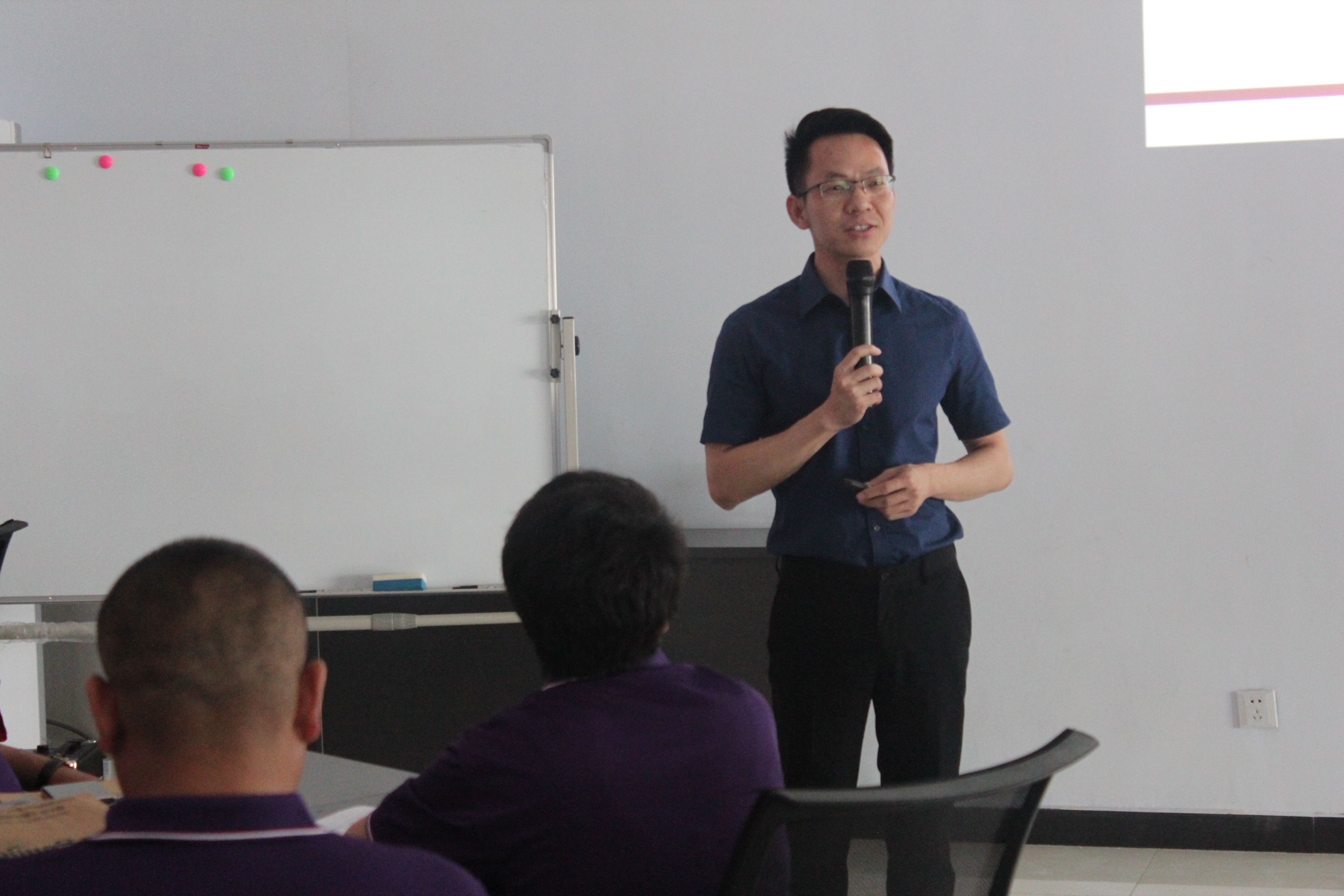 不一样的营销｜春沣新型肥料商学院根力多专场圆满成功！