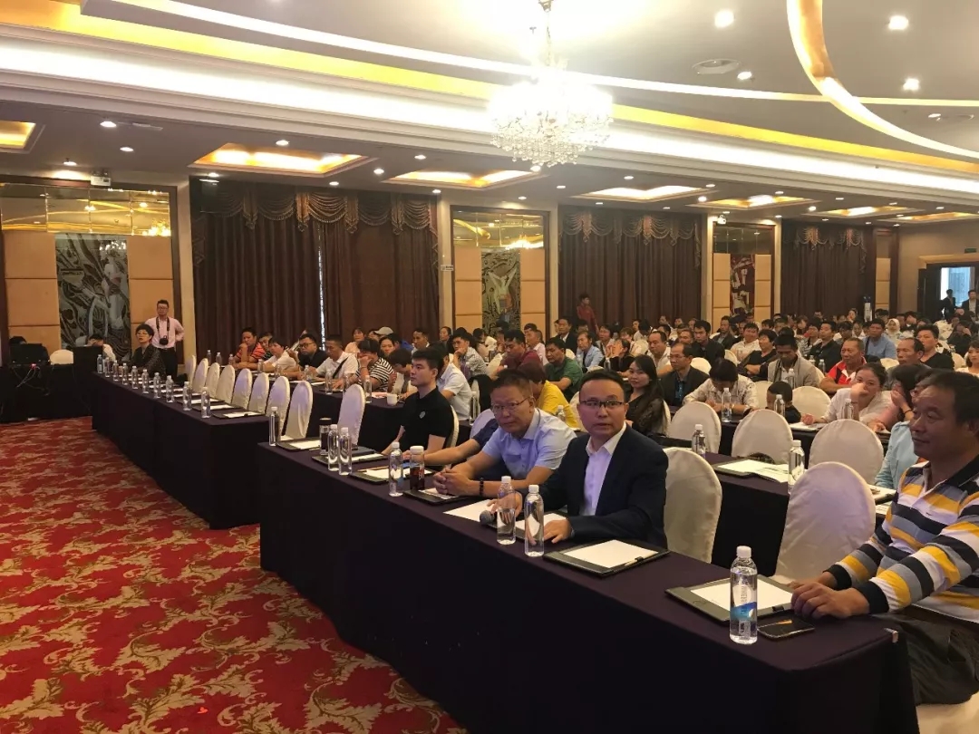 与世同行，耕加精彩｜云南世耕2018营销论坛会隆重召开