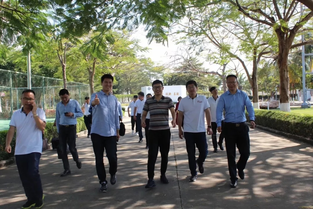 成长在路上│春沣新一代农资领袖总裁班游学海油富岛尿素生产基地