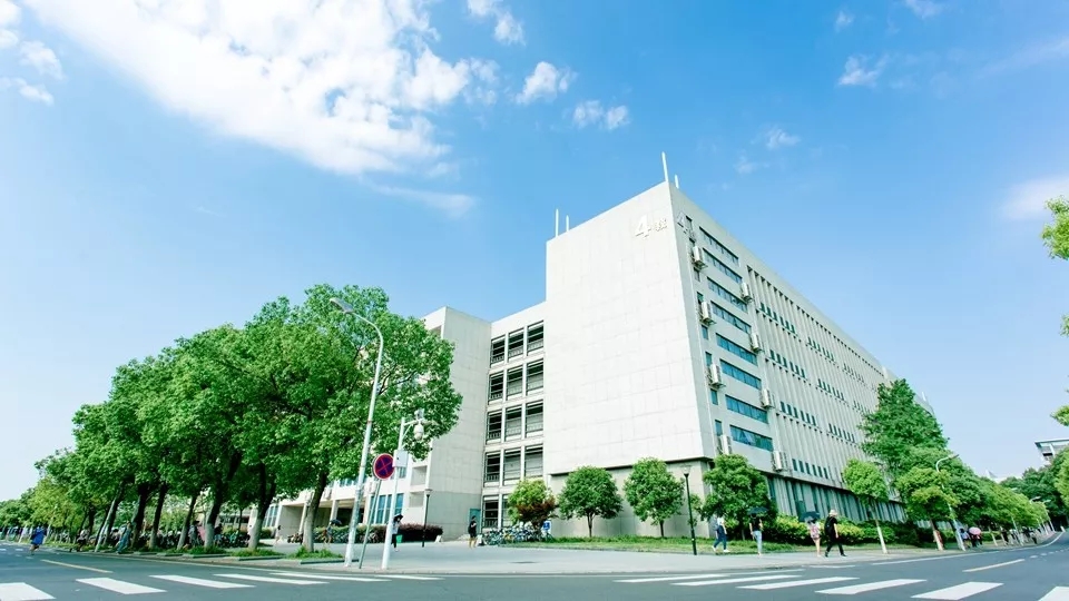 名校游学│春沣新一代农资领袖总裁班2019届第一期走进华中农大