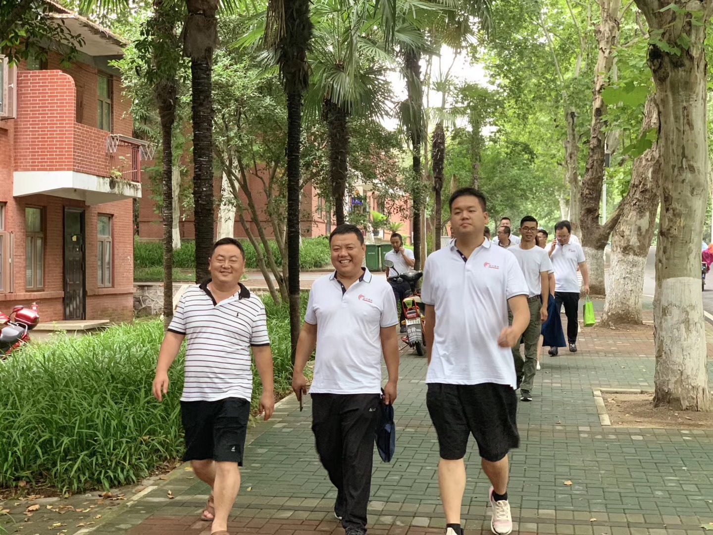 面向未来 | 春沣总裁班2019届第一期游学华中农大