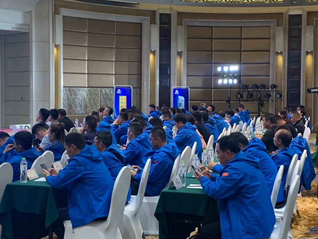 泰山论道丨赵一沣受邀参加烟台泓源2020核心客户峰会暨泰山商学院启动会