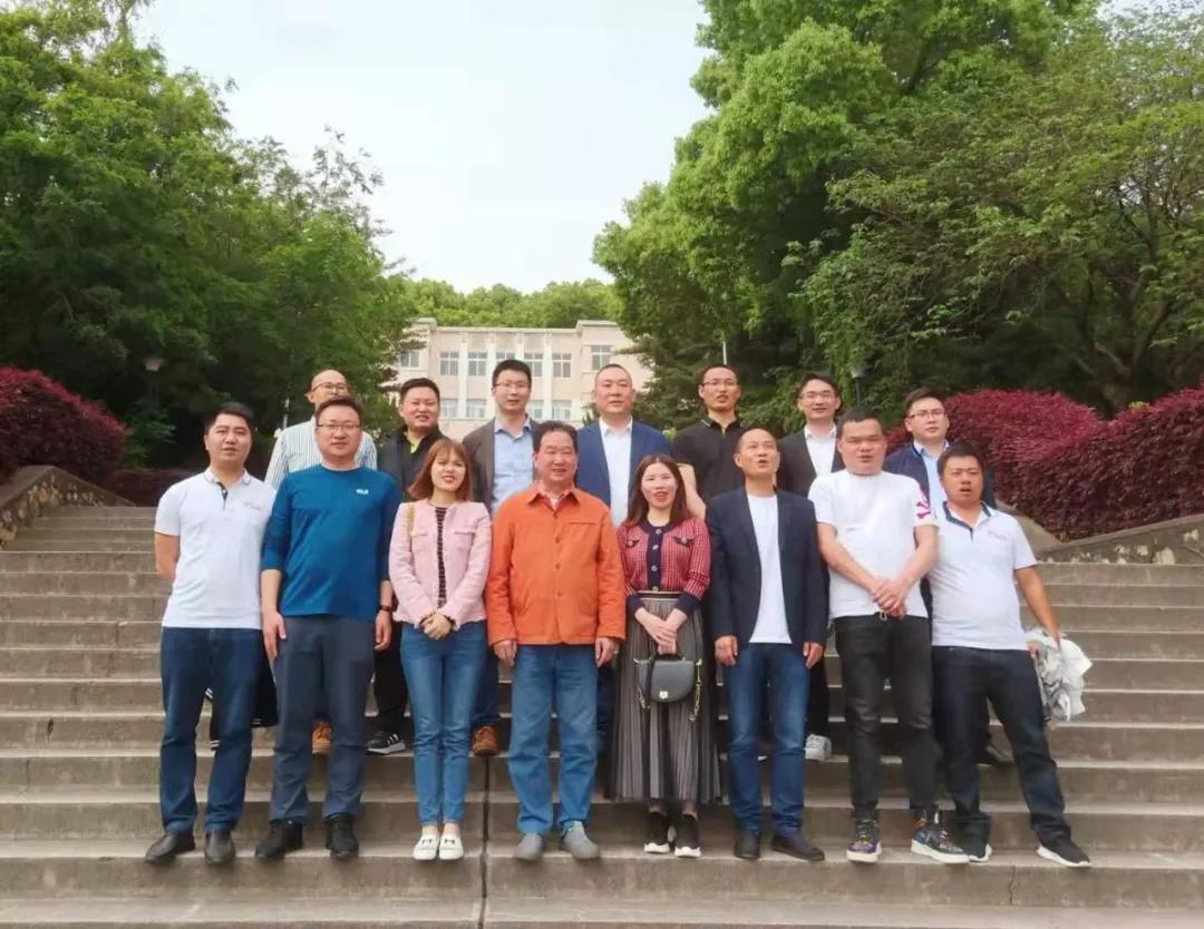 我们在路上 | 春沣野马农业总裁班第三期走进华中农大