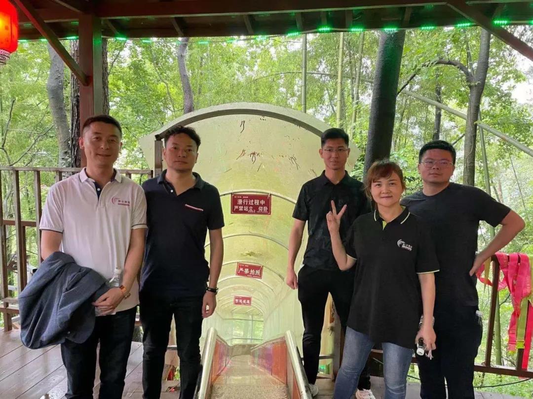 无奋斗，不青春｜春沣野马农业总裁班第四期游学祥云股份