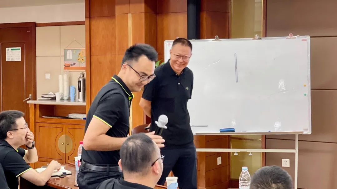 心海首航｜春沣野马总裁班六期游学华中农大