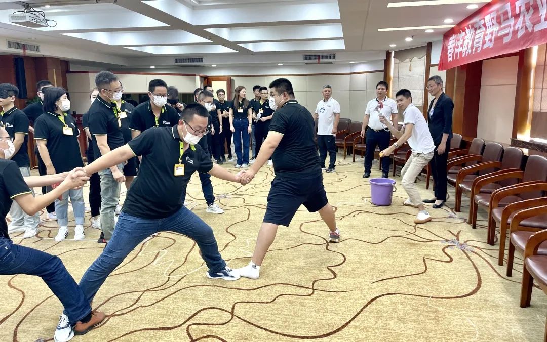 心海首航｜春沣野马总裁班六期游学华中农大