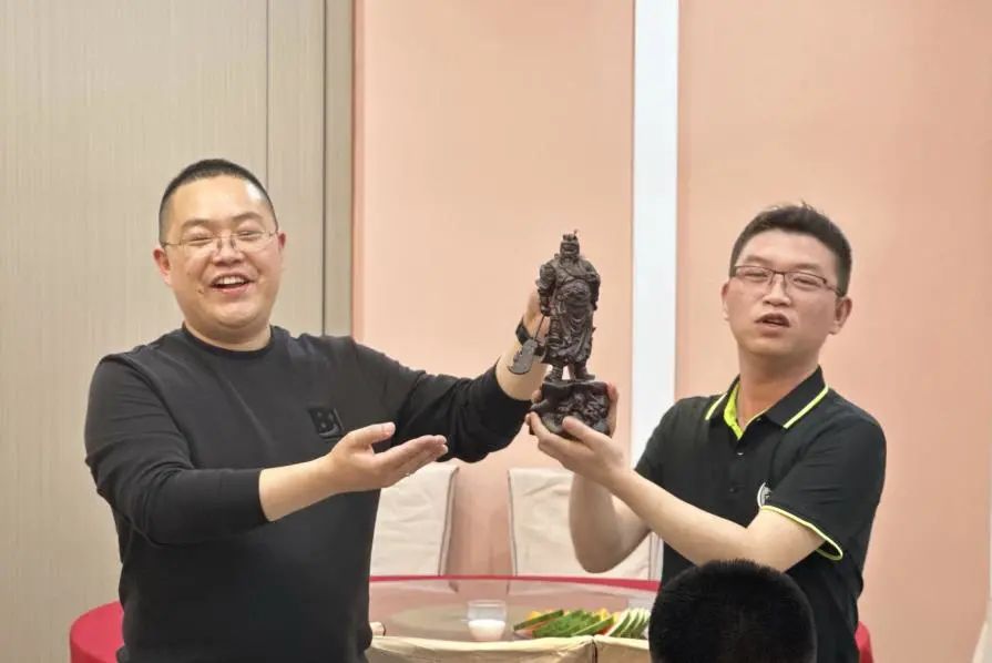 诗酒年华丨野马总裁班五六期游学华强化工