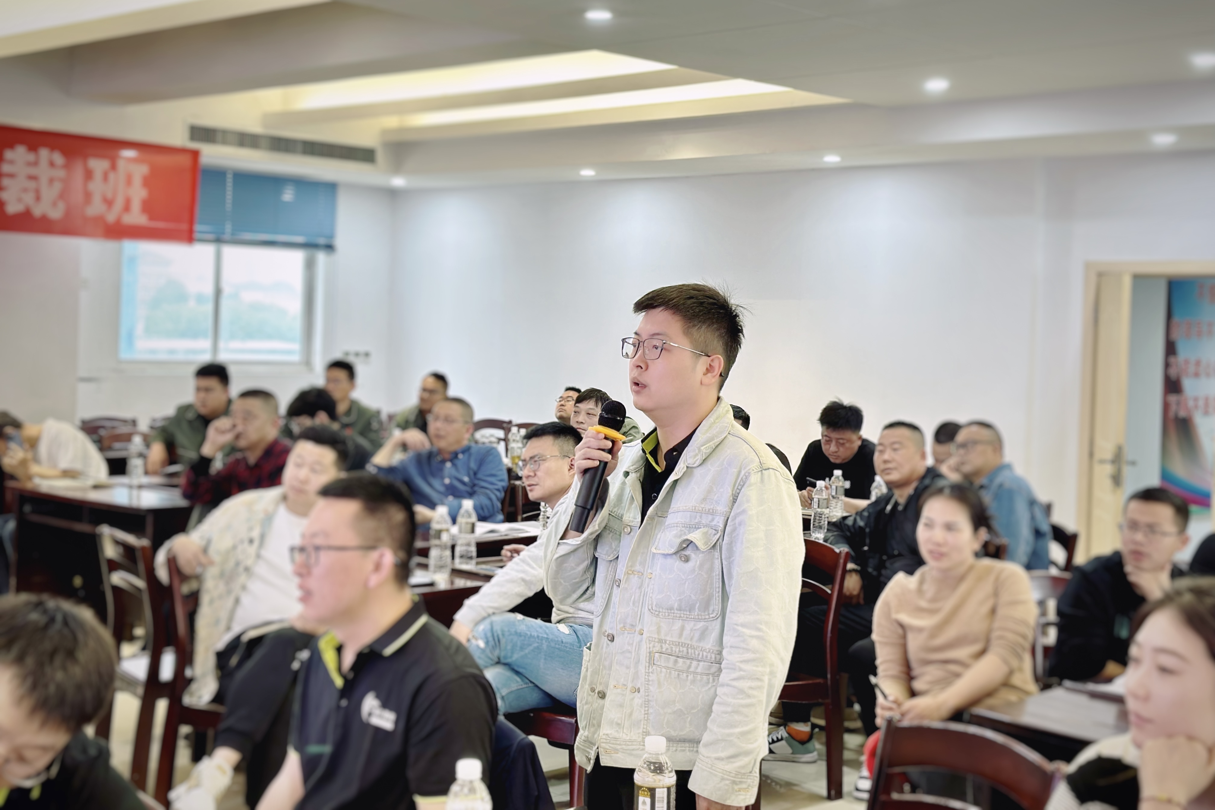 诗酒年华丨野马总裁班五六期游学华强化工