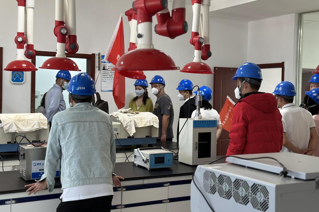 诗酒年华丨野马总裁班五六期游学华强化工