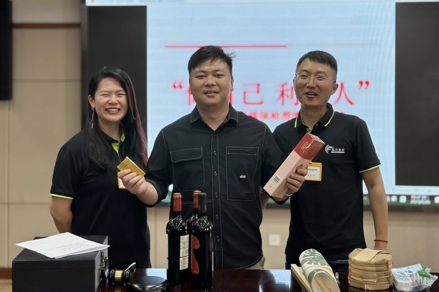 “七”开得胜｜春沣野马总裁班七期游学华中农大