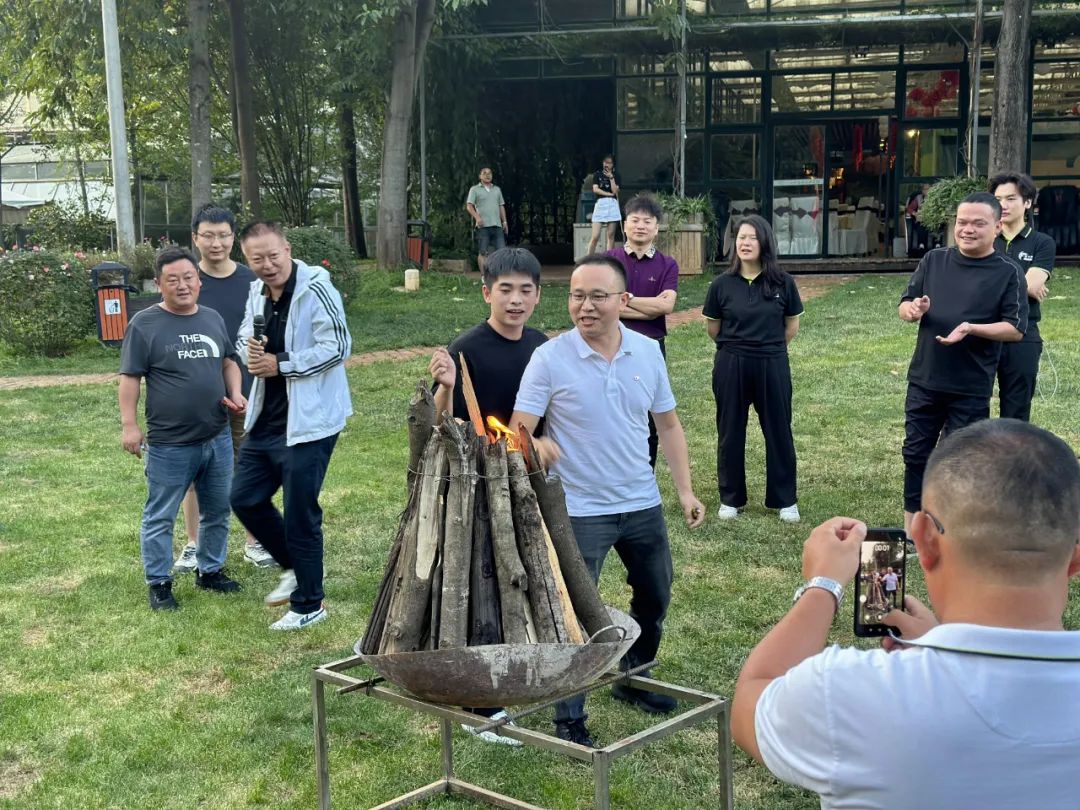 聚势谋远｜春沣野马总裁班第一期商脉思享会如约而至