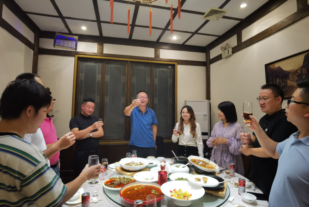 魅力美丰 诗酒舍得丨野马总裁班五六七期学员游学四川美丰