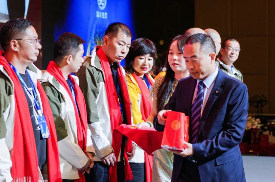 向上而生 | 瑞丰生态集团第七届“未来之星”VIP客户联盟财富峰会在昆启动