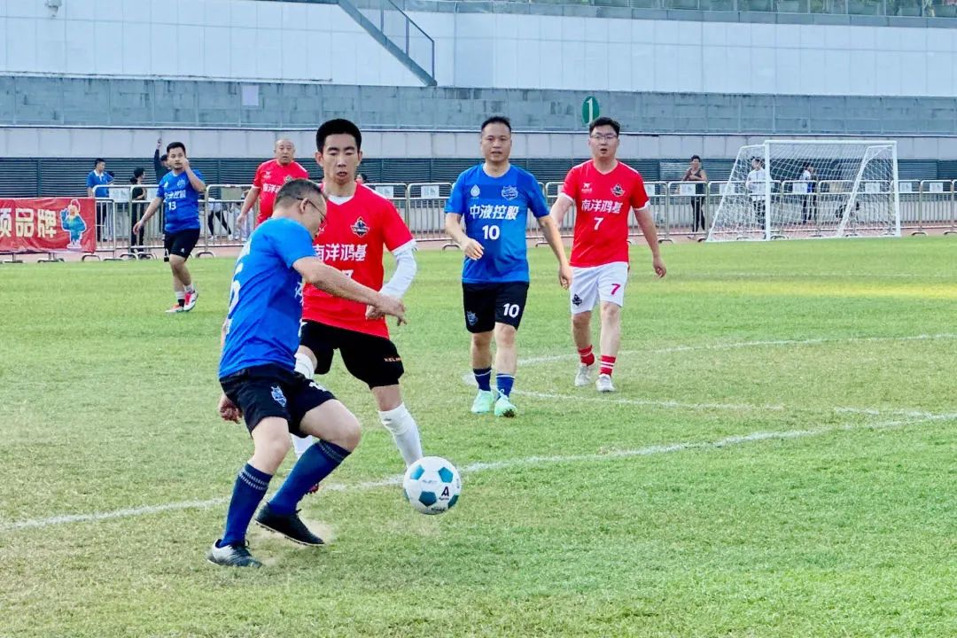 “中液控股VS南洋鸿基”中国新农人南北足球争霸赛圆满举办