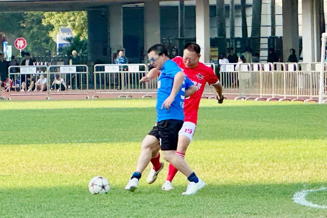 “中液控股VS南洋鸿基”中国新农人南北足球争霸赛圆满举办