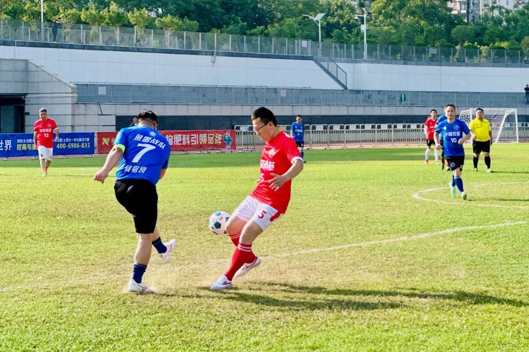 “中液控股VS南洋鸿基”中国新农人南北足球争霸赛圆满举办