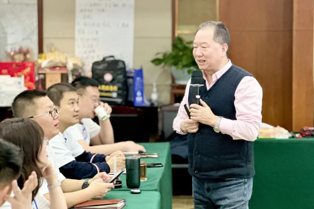 “八”得头筹｜春沣野马总裁班八期游学华中农大