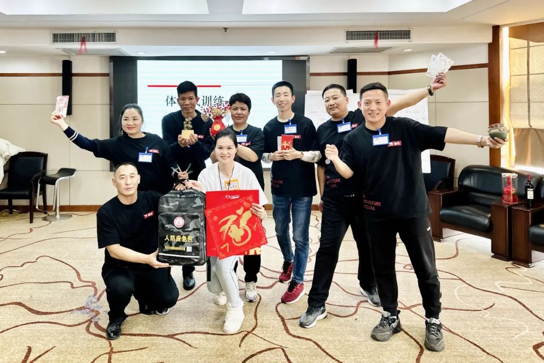 “八”得头筹｜春沣野马总裁班八期游学华中农大