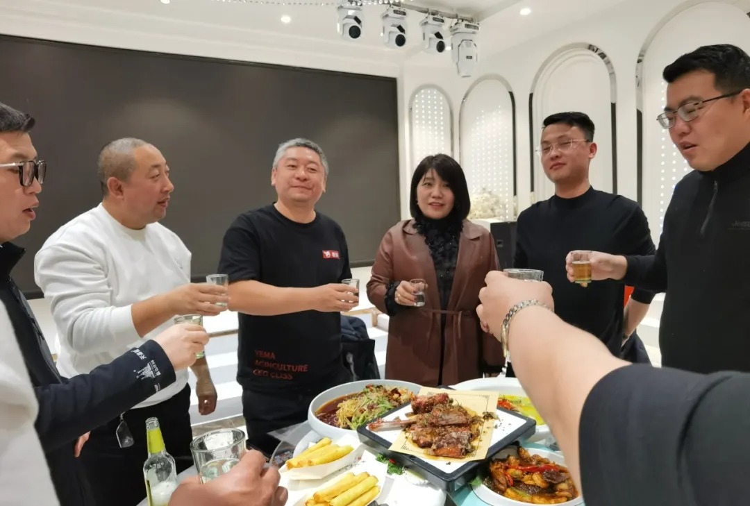 云上赋能 | 野马总裁班六七八期学员游学一朵农业经