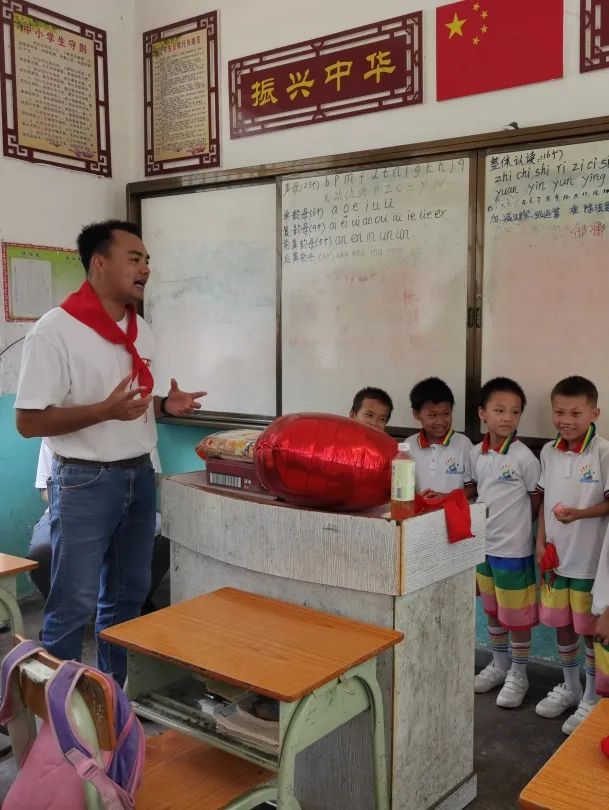 我们毕业了 | 野马总裁班五六期毕业大课&爱心助学圆满结束！