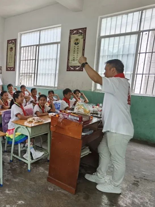 我们毕业了 | 野马总裁班五六期毕业大课&爱心助学圆满结束！