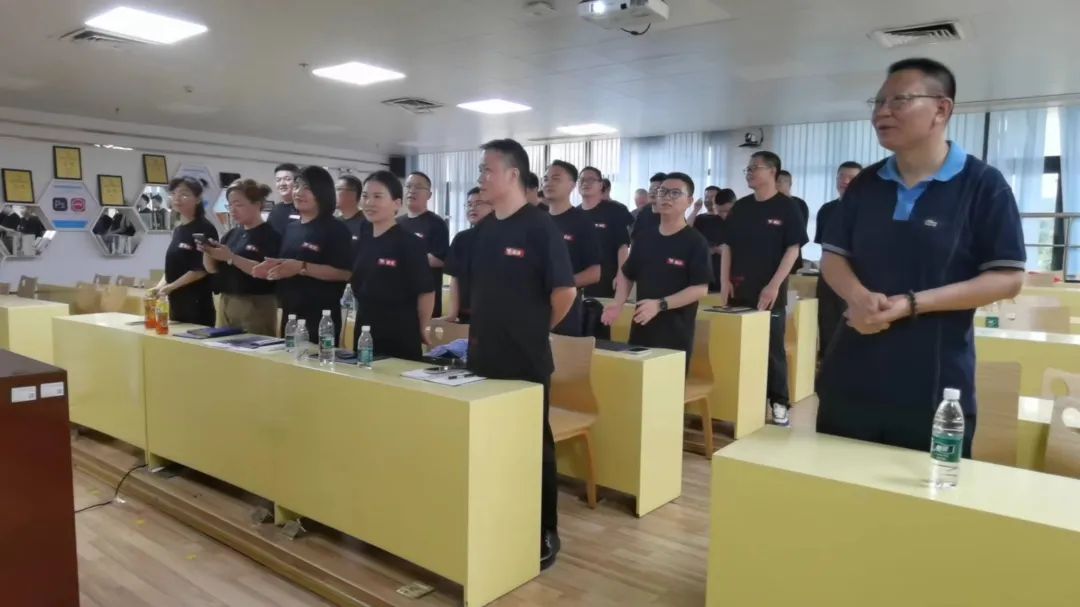 我们毕业了 | 野马总裁班五六期毕业大课&爱心助学圆满结束！