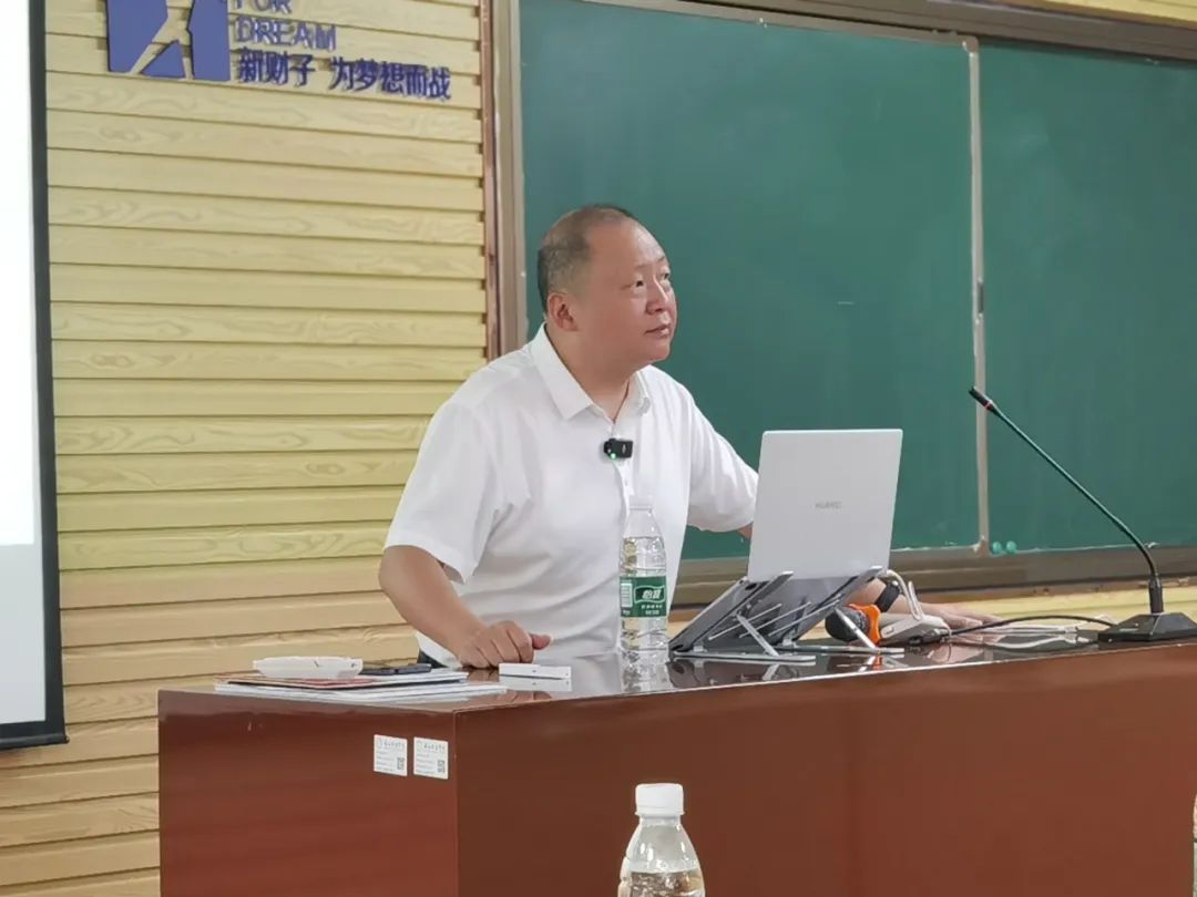 我们毕业了 | 野马总裁班五六期毕业大课&爱心助学圆满结束！