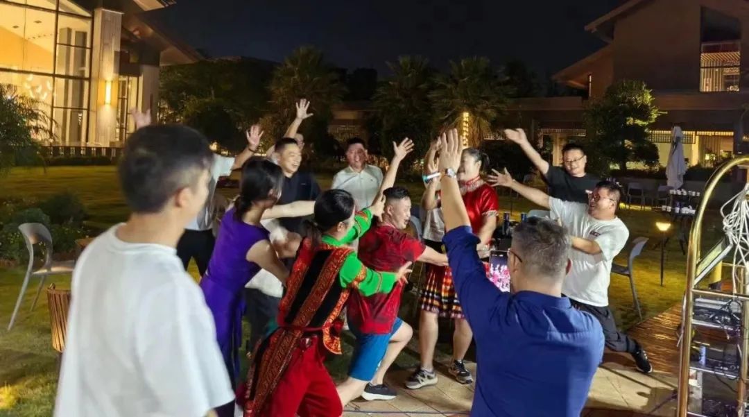 走进解化 共绘“沣”收 | 野马总裁班探访云南解化