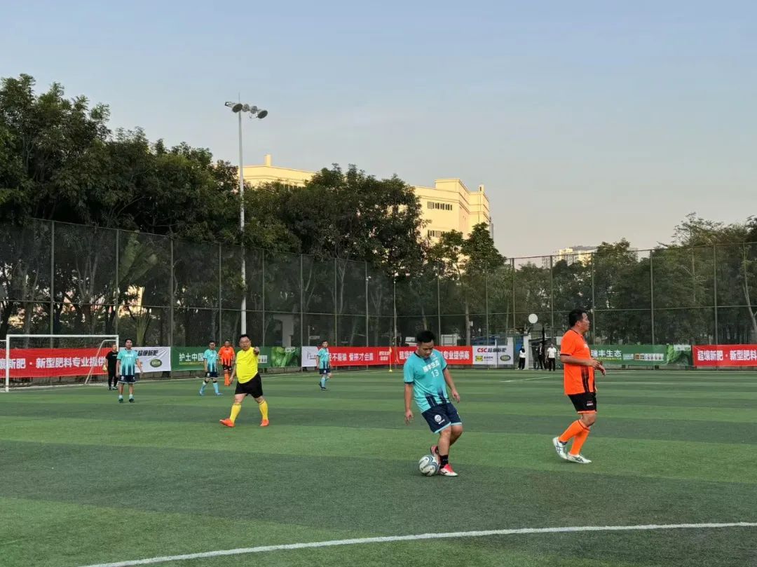 26W+直呼过瘾！“瑞丰生态VS超壤新肥”新农人南北足球争霸赛火爆开踢！