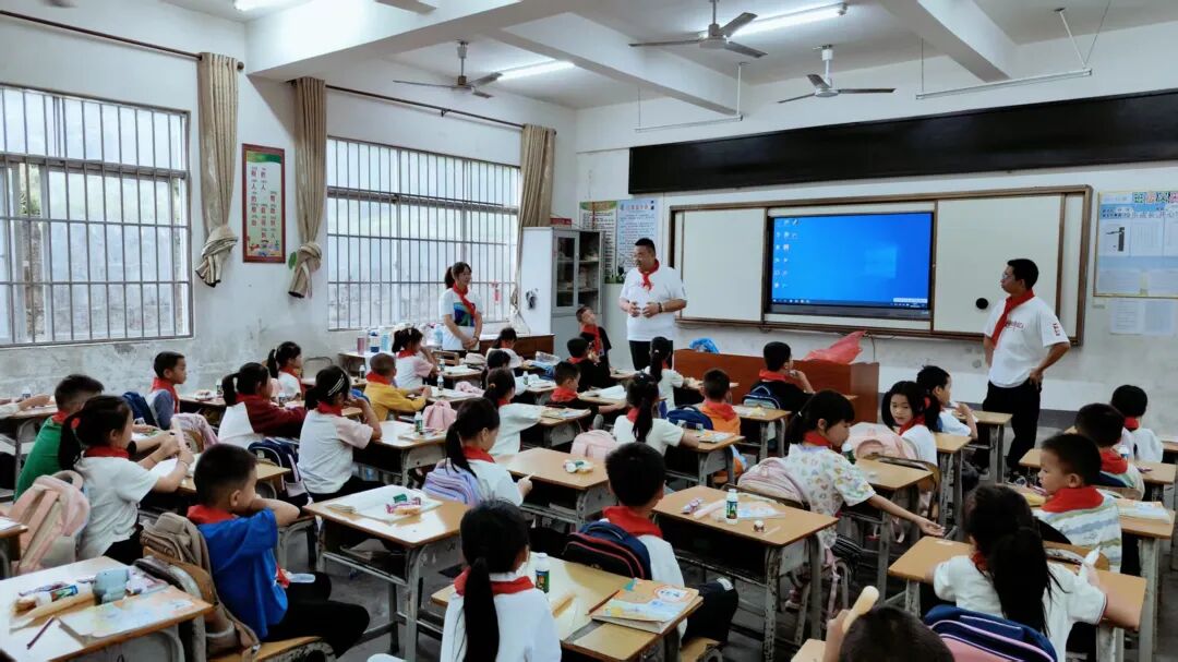 敢闯敢为：野马总裁班七、八期毕业快乐！